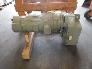 5 HP Sterling Electric Motor 54:1 Ratio Reducer Stearns Brake 230/460V