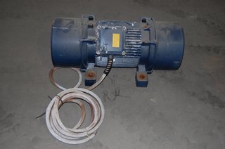 image for: JVM JV 248-1200 Unbalance Motor 1200 kg/cm Torque IP66 880 RPM 230/460V Vibrator