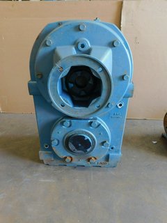 NEW Sew Eurodrive Parallel Shaft Helical Gear Reducer FA127AM257, 114.34:1 Ratio