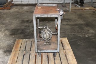 image for: Sandpiper Warren Rupp Diaphragm Pump Size 1",  316 Stainless Steel